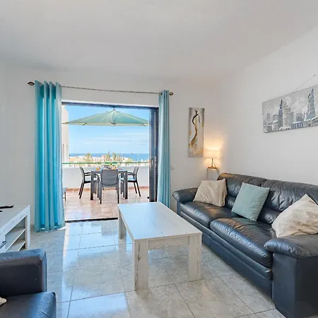 Lägenhet Heated Pool In Front Of A