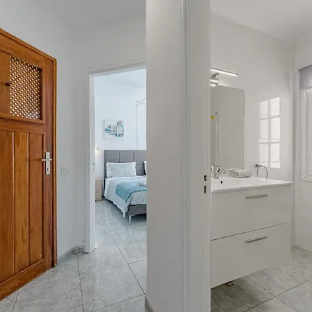 Daire Heated Pool In Front Of A Costa Adeje