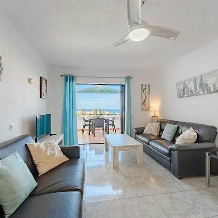 Heated Pool In Front Of A Lejlighed