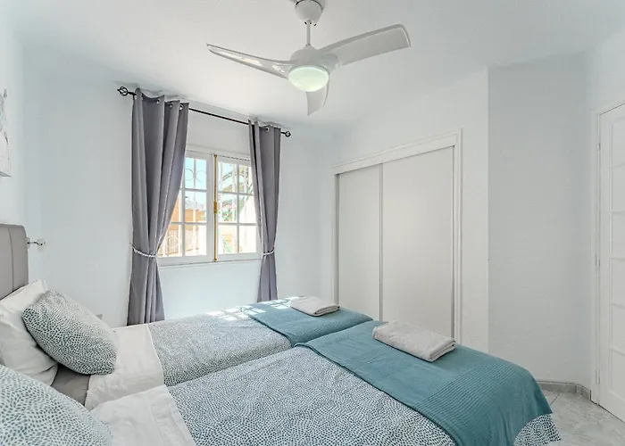 Lejlighed Heated Pool In Front Of A